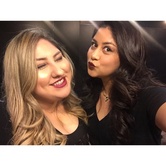 Meet your Posher, Stephanie - Picture 1 of 1